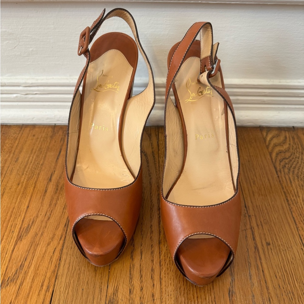 Christian louboutin sling back size 41